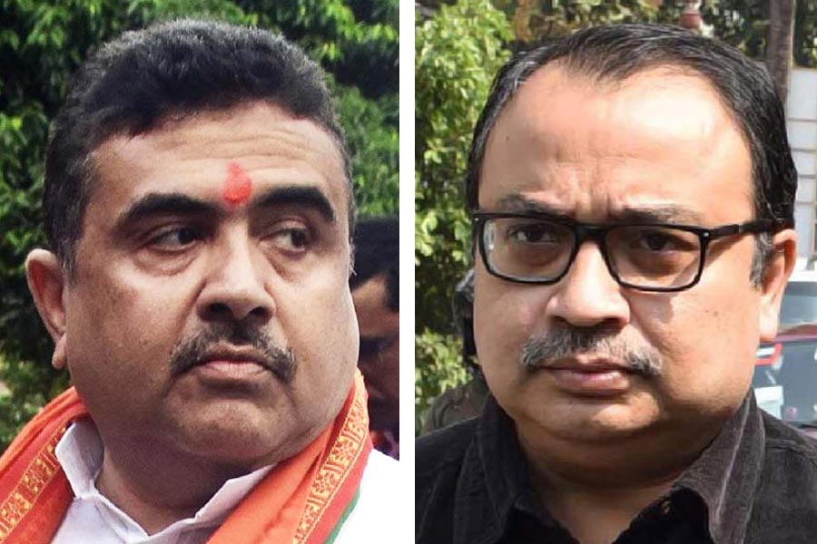 ১৯৫৬ ভোটের ‘জয়’ বদলে  গেল সাড়ে ১০ হাজারের ‘হারে’, শুভেন্দুর হাসি মিলিয়ে গেল শেষবেলায়!