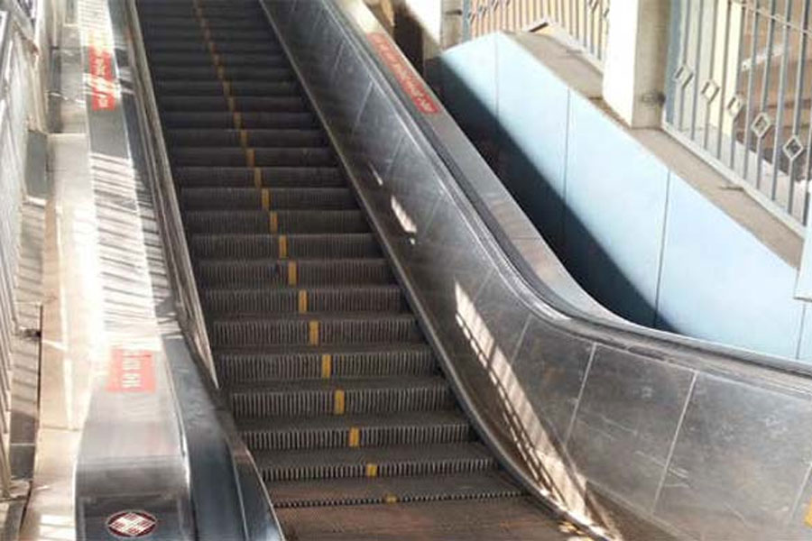 An image of escalator