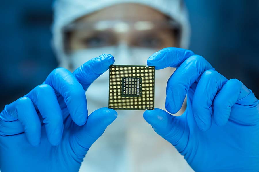 Taiwan Company Foxconn has withdrew from Joint Venture with Indian Company Vendanta to make semiconductor.