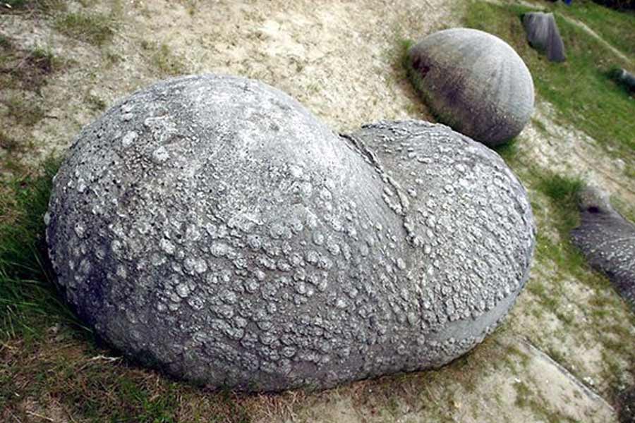 Image of Trovants stones of Romania