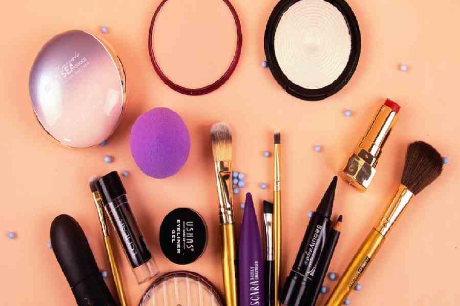image of make up.