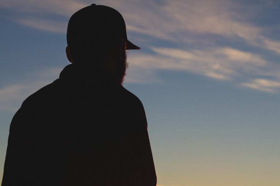 কিন্তু বর্তমানে হিন্দি ফিল্মজগতের পাশাপাশি সমগ্র ভারতীয় সিনেমার ক্ষেত্রে আমূল পরিবর্তন লক্ষ করা যায়। নায়কের চরিত্র ছাড়াও প্রথম সারির অভিনেতারা নেতিবাচক চরিত্রে অভিনয় করতে শুরু করেছেন। বলি অভিনেতাদের পাশাপাশি দক্ষিণী অভিনেতারাও এই তালিকায় নাম লিখিয়েছেন।