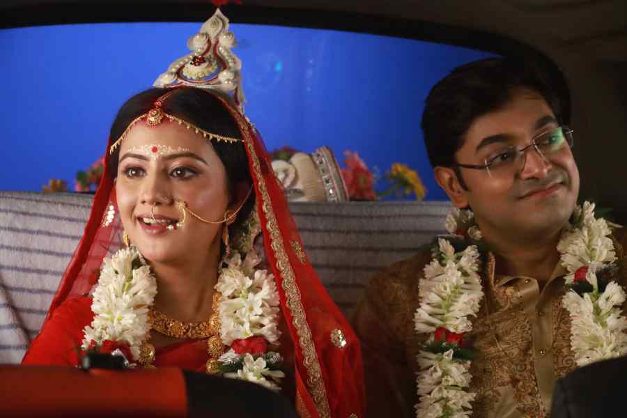 Shooting still from Kar Kache Koi Moner Kotha