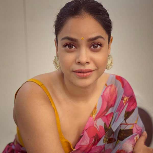  Sumona Chakravarti