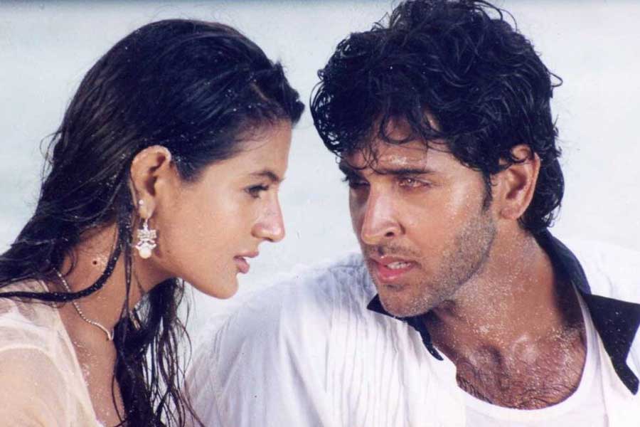 ২০০০ সালে প্রেক্ষাগৃহে মুক্তি পেয়েছিল রাকেশ রোশন পরিচালিত ‘কহো না প্যার হ্যায়’। এই ছবিতে অভিনয় করেছিলেন রাকেশ-পুত্র হৃতিক রোশন। হৃতিকের বিপরীতে অভিনয় করেছিলেন অমিশা। এই ছবির হাত ধরেই দুই তারকার কেরিয়ার শুরু।