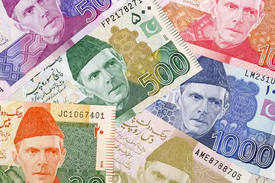 Pakistan to hoist 500ft long flag spending 40 crore to defeat India in flag war 