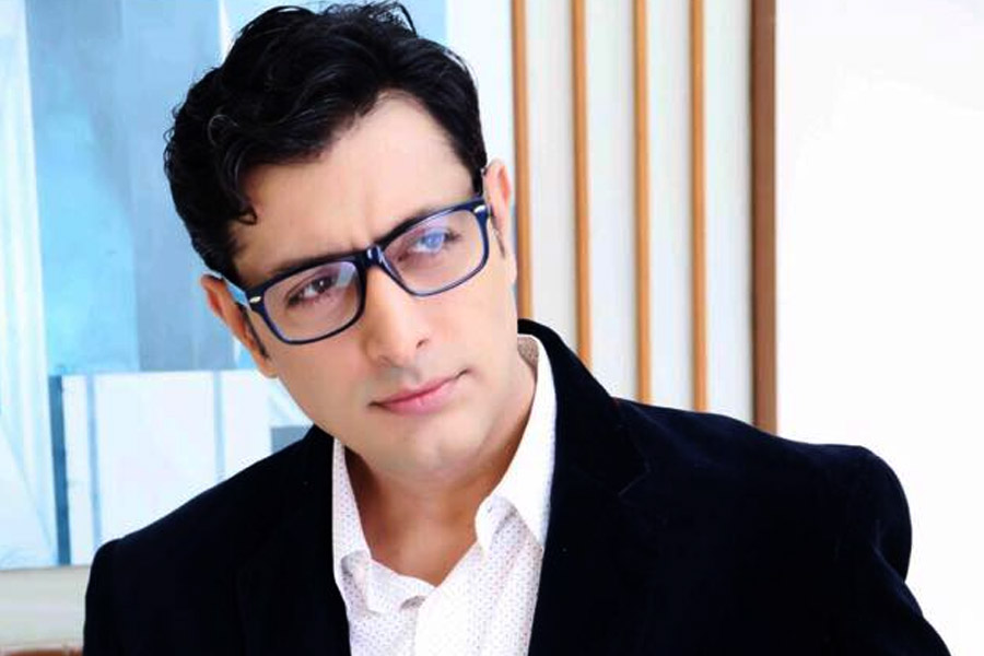 Know the details about bollywood actor Priyanshu Chatterjee, what is he doing now 