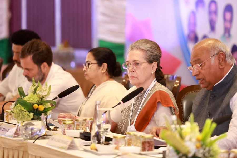 Image of Opposition meeting in bengaluru