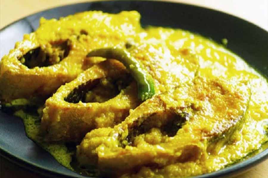 মালাই ইলিশেই জমবে দুপুরের ভূরিভোজ।