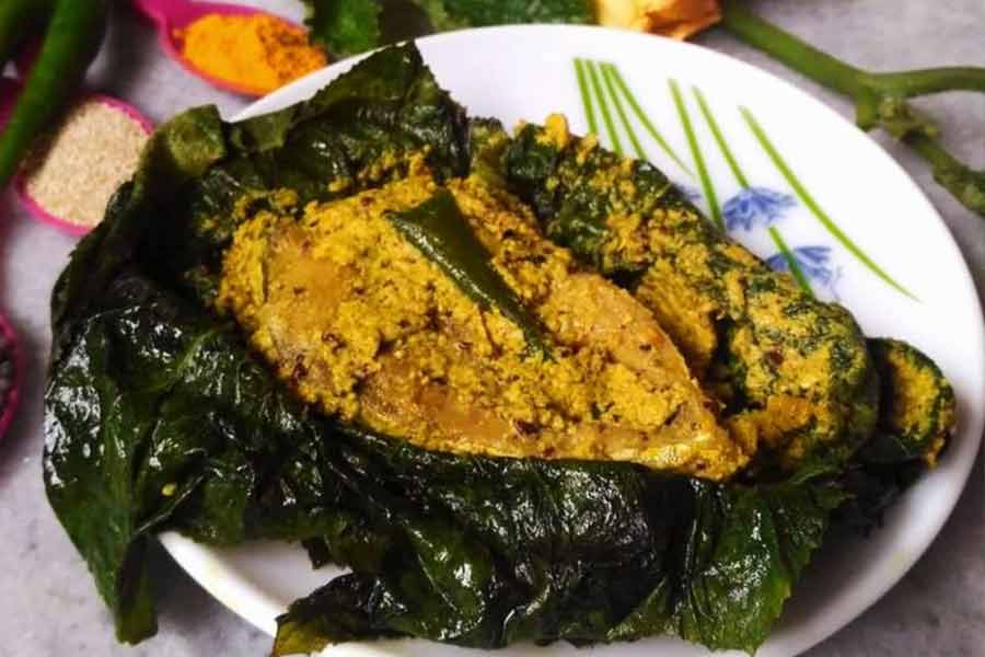 পাতুরি ছাড়া ইলিশ উৎসব জমবে না। 