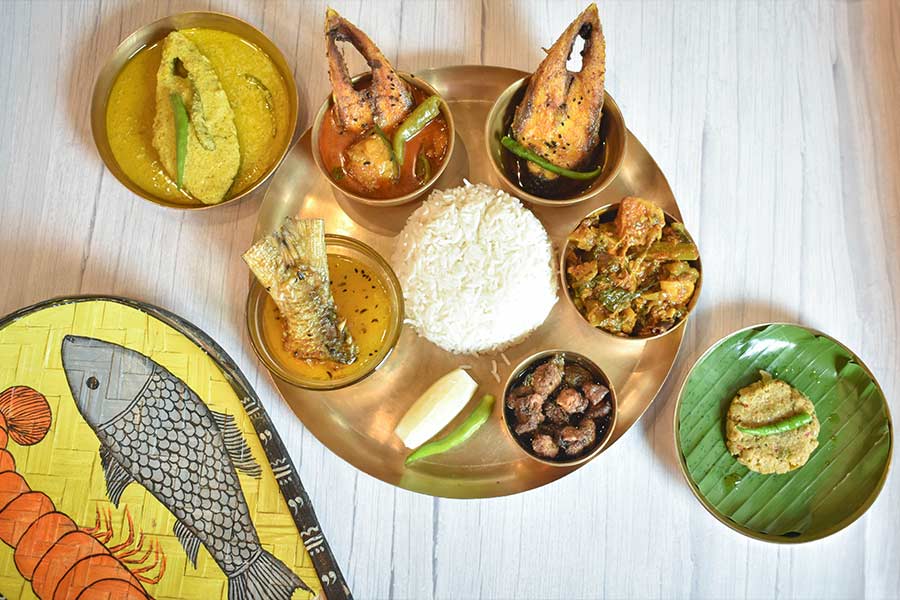 Image Of Ilish Thali