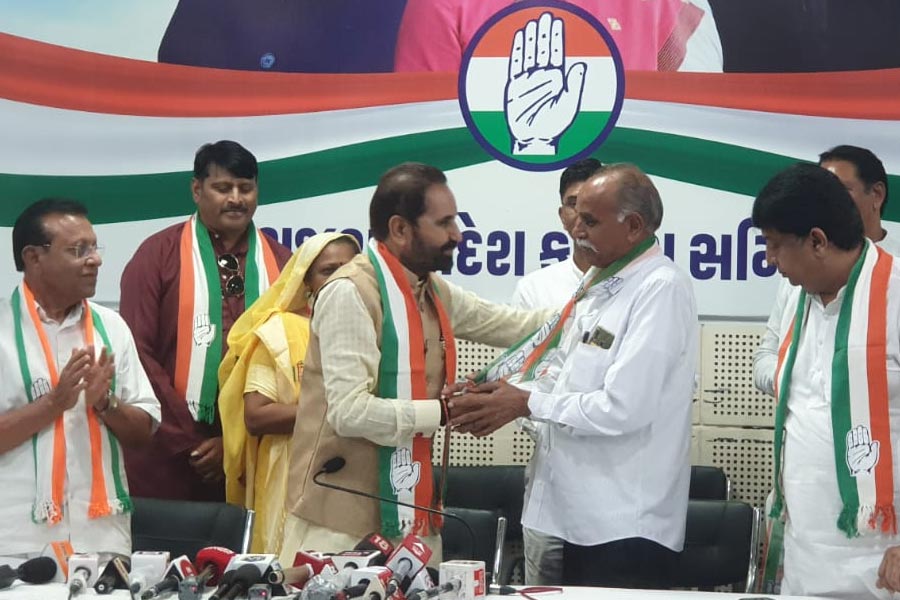 Amul director Juvansinh Chauhan returns to Congress from BJP in Gujarat 