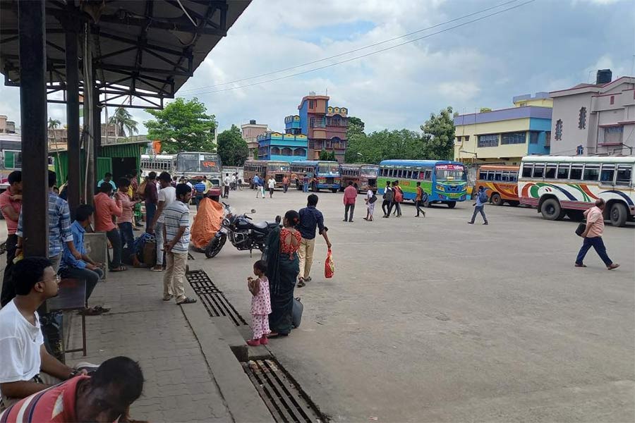 shortage of Buses at bardhaman