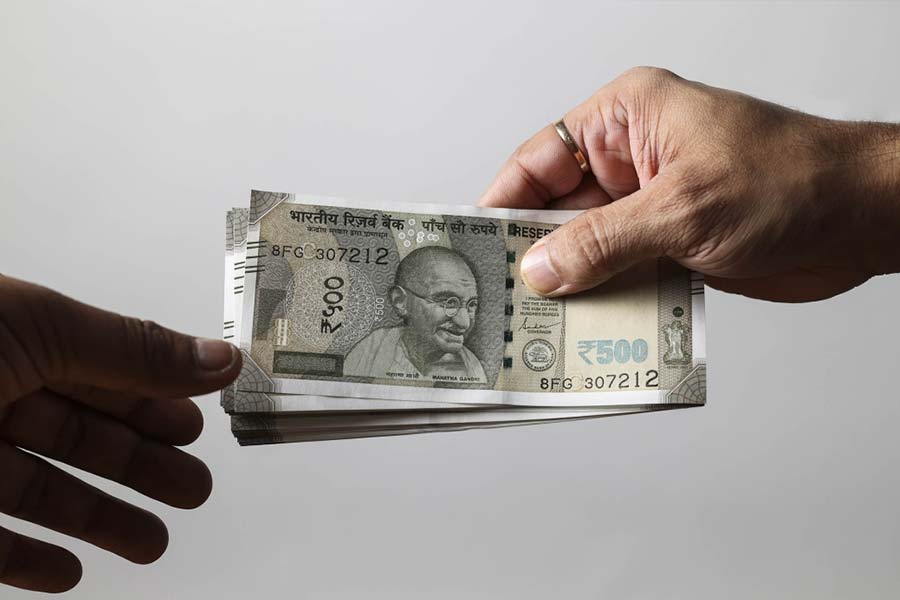 India wants to promote rupees in International Trade against US dollar.