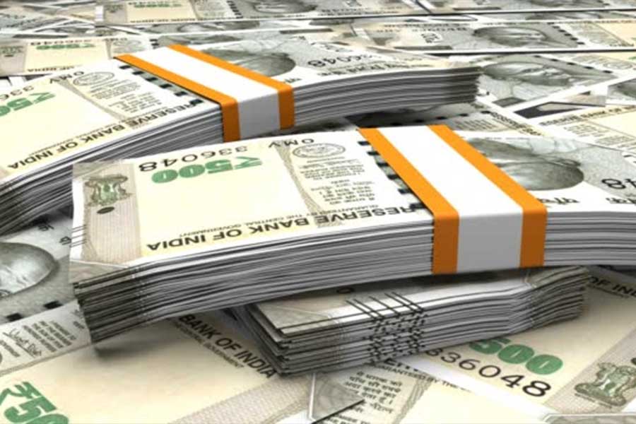 India wants to promote rupees in International Trade against US dollar.