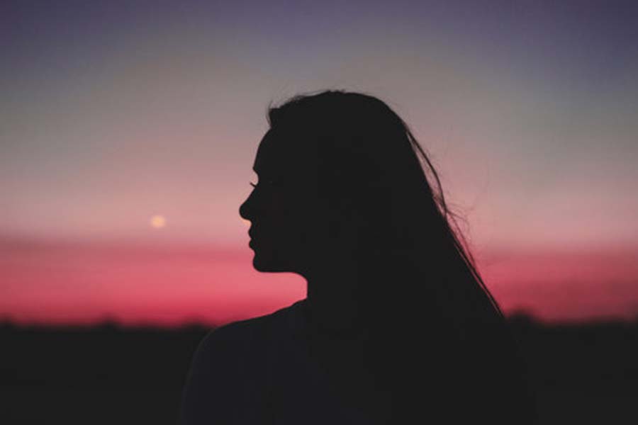 বিয়ে করা হয়নি প্রাক্তন বলিউড অভিনেত্রীর। প্রচারের আলো থেকে অনেক দূরে এখন মুম্বইয়ে থাকেন তিনি। নিজের জগতে মাকে নিয়েই সময় কাটে তাঁর।   