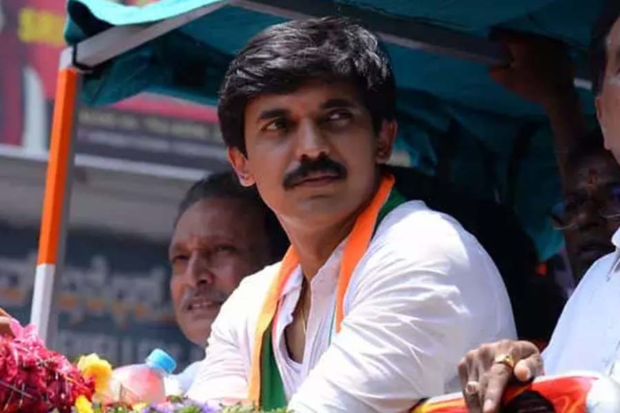 DK Shivkumar is india’s richest MLA, who is poorest MLA