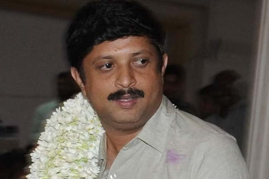 DK Shivkumar is india’s richest MLA, who is poorest MLA