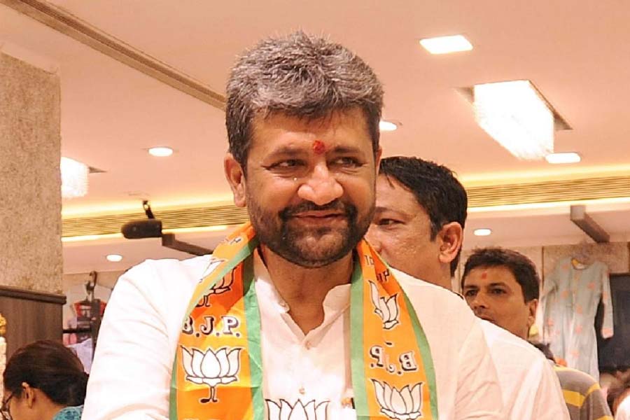 DK Shivkumar is india’s richest MLA, who is poorest MLA