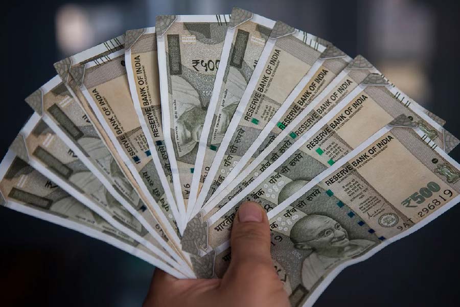 DK Shivkumar is india’s richest MLA, who is poorest MLA