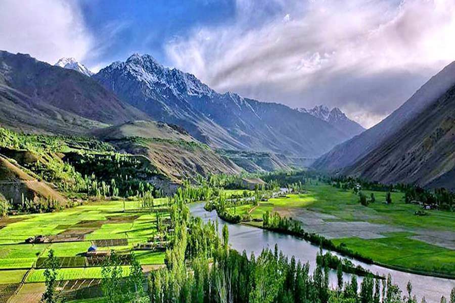 Indian Woman Anju entered Pakistan to meet lover Just like Seema Haider, but Anju entered legally