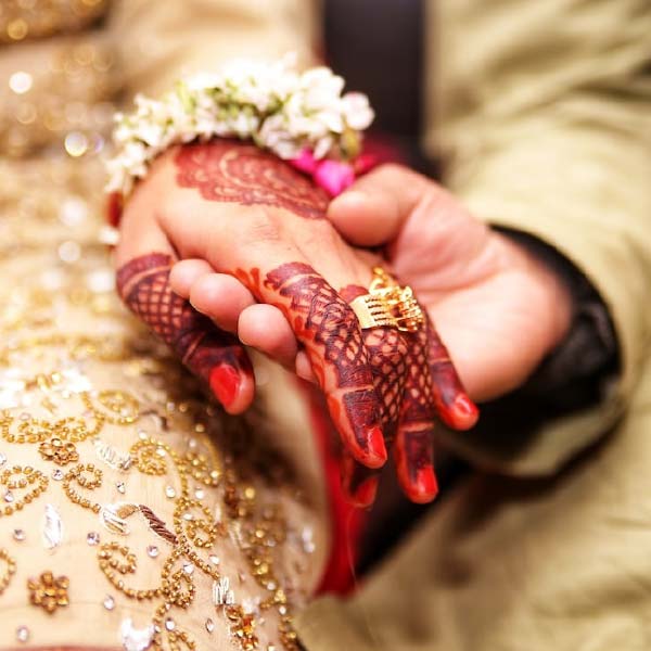 representational image of marriage 