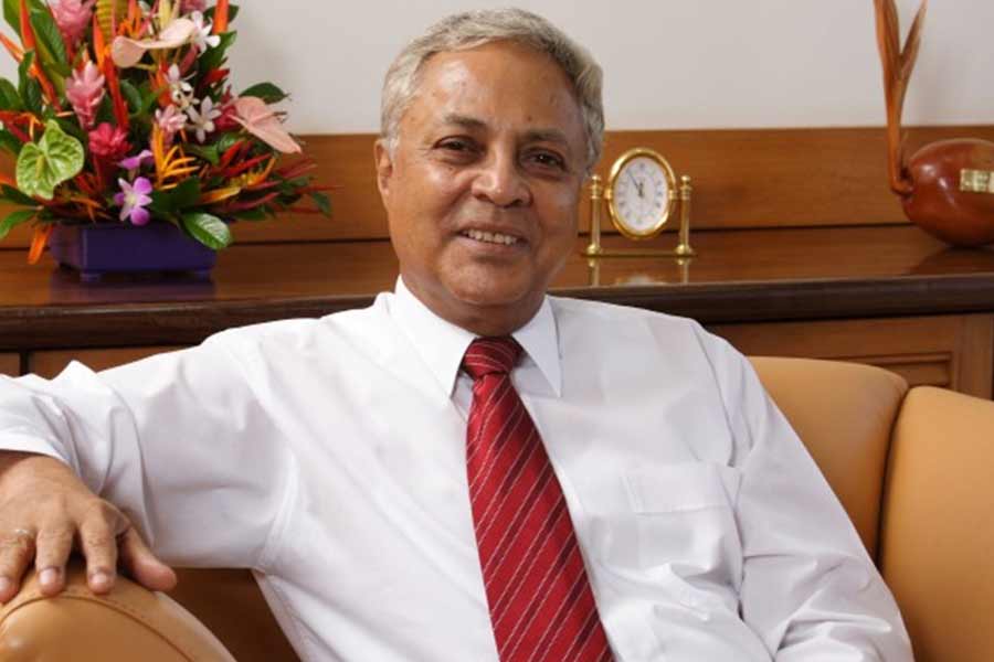 Country in Oceania has Hindi as the official language with many Indian Origin people.