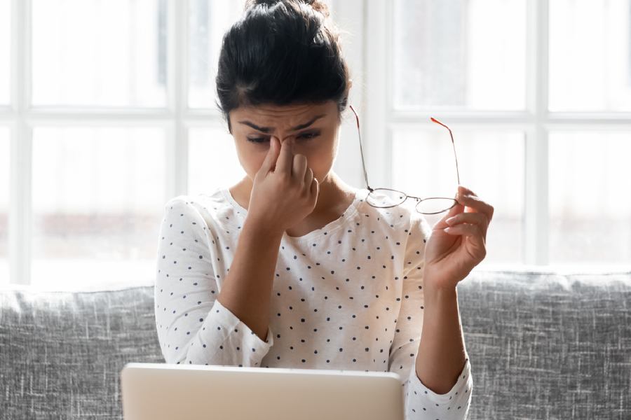 কনজাঙ্কটিভাইটিস হলে অ্যান্টিবায়োটিক ড্রপ ব্যবহার করা যেতে পারে, তবে অবশ্যই চিকিৎসকের পরামর্শ নিয়ে।