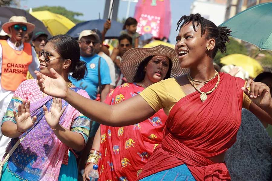 Indian citizens are leaving country to live permanently in foreign countries.