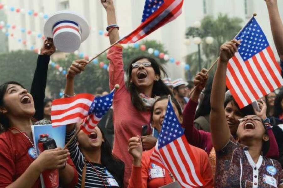 Indian citizens are leaving country to live permanently in foreign countries.