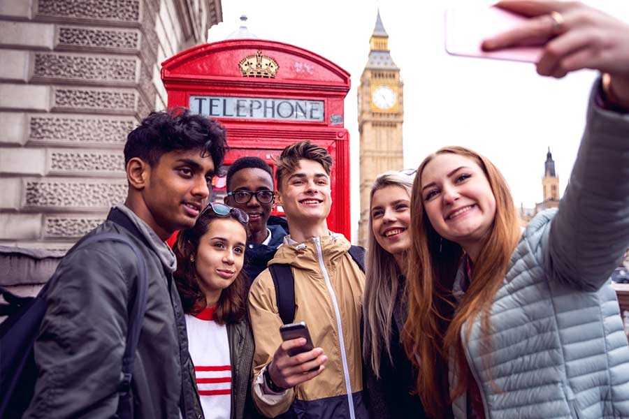 Indian citizens are leaving country to live permanently in foreign countries.