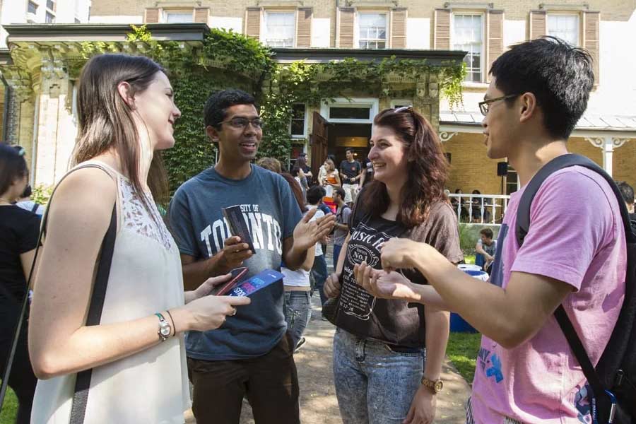 Indian citizens are leaving country to live permanently in foreign countries.