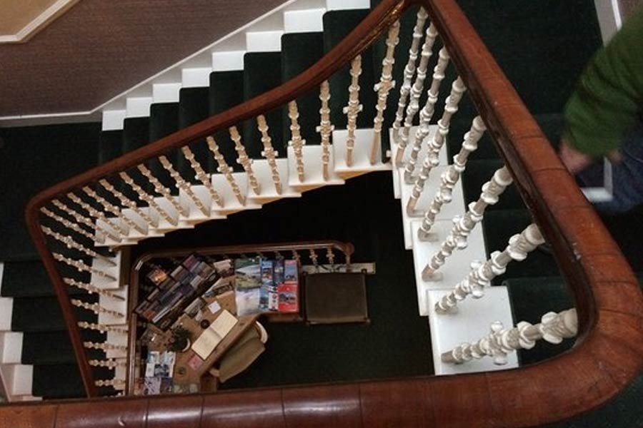 UK's Hanover Lodge Mansion worth 1200 crores bought by Indian businessman Ravi Ruia 