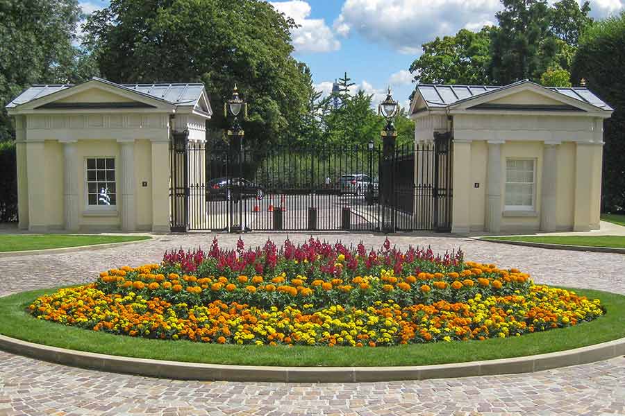 UK's Hanover Lodge Mansion worth 1200 crores bought by Indian businessman Ravi Ruia 