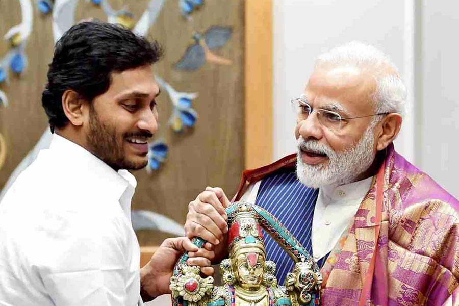 YSRCP of YS Jagan Mohan Reddy to support PM Narendra Modi goverment in Parliament, vote against no-trust motion