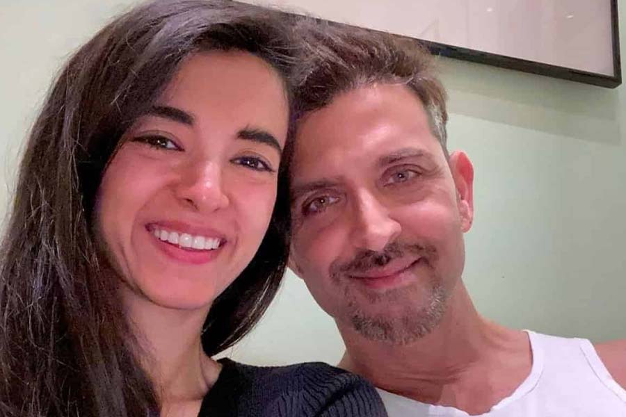 Hrithik Roshan and his girlfriend Saba Azad went for vacation in exotic destination 