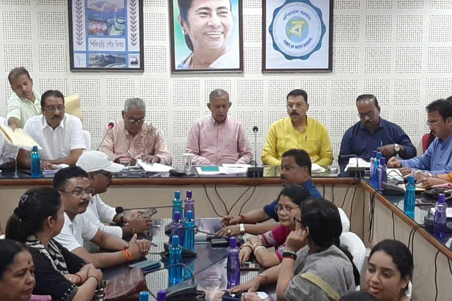 BJP and CPM boycott Siliguri Municipal board meeting after TMC announces resolution on Manipur incident and other things