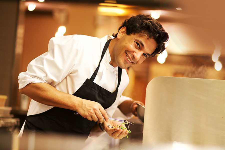 An image of Vikas Khanna