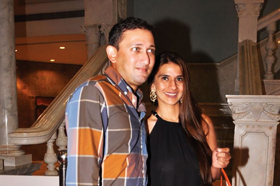 Image of Ajit Agarkar and his wife Fatema Agarkar