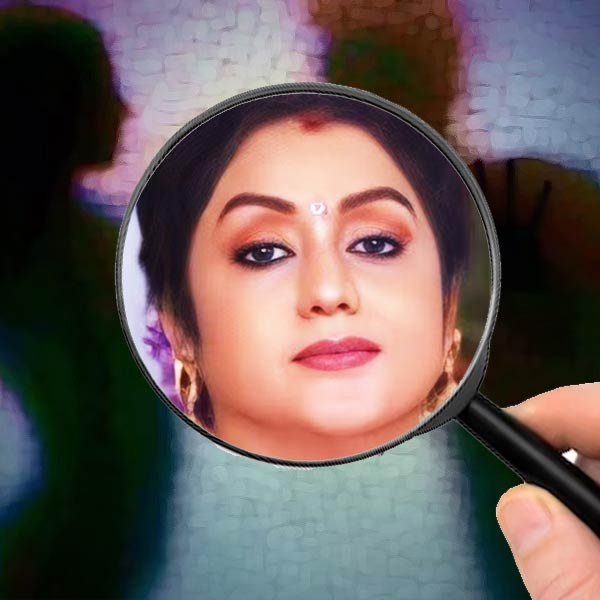 বৃদ্ধের অভিযোগের উপর ভিত্তি করে অভিনেত্রী নিত্য সাসি এবং তাঁর বন্ধু বিনুকে গ্রেফতার করে পুলিশ। মালয়ালম ধারাবাহিকে অভিনয় করে নিজের পরিচিতি গড়ে তুলেছেন ৪১ বছরের নিত্য।