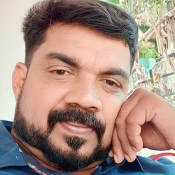 পুলিশ সূত্রে খবর, মাছের ব্যবসার সঙ্গে যুক্ত ছিলেন বিনু। নিত্যের সঙ্গে বহু দিনের সম্পর্ক রয়েছেন তিনি। নিত্যের বাড়িতে বিনুর যাতায়াত ছিল বলেও জানতে পারে পুলিশ। 