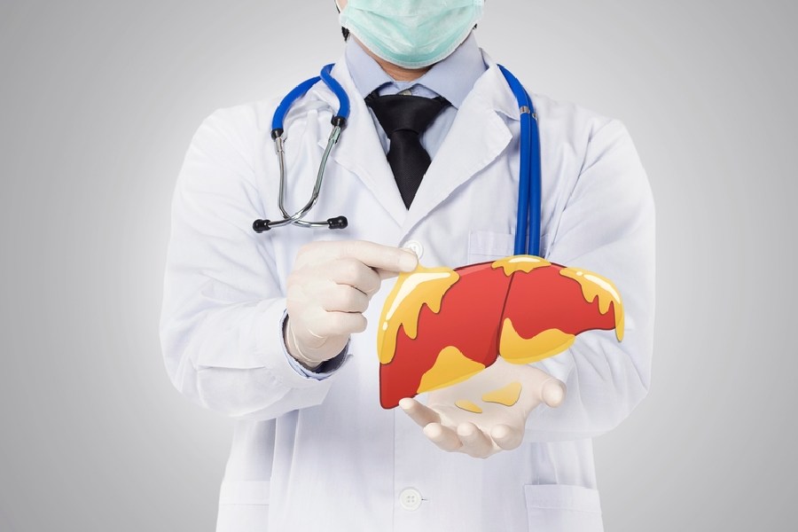 সবুজ শাকসব্জির মধ্যে যে পলিফেনল ও নাইট্রেট পাওয়া যায়, তা লিভারের চর্বি কমাতে সাহায্য করে।