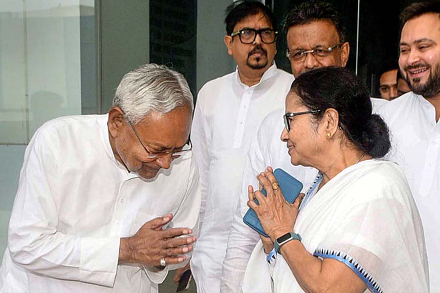 ২০১৯ সালের লোকসভা ভোটে উত্তর-পূর্বাঞ্চলের সব রাজ্য এবং বিহার ও ঝাড়খণ্ডে বিজেপি আর তার সহযোগীরা অধিকাংশ আসনে জয় পেলেও ব্যতিক্রম ছিল বাংলা এবং ওড়িশা। 