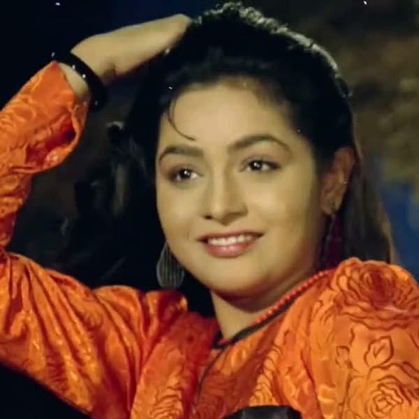 প্রাক্তন অভিনেত্রীর ঘনিষ্ঠ মহল সূত্রে খবর, পরিচিত ওই সৌন্দর্য প্রতিযোগিতায় খেতাব জেতার আগেও আলাদা আলাদা সৌন্দর্য প্রতিযোগিতা থেকে প্রায় ২৫টি পুরস্কার জিতেছিলেন সহিলা। 