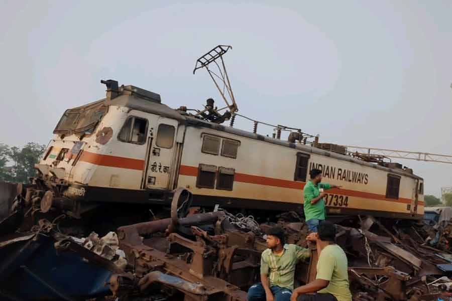 Pictures of Odisha Train accident tragedy with bodies lying around rail line.