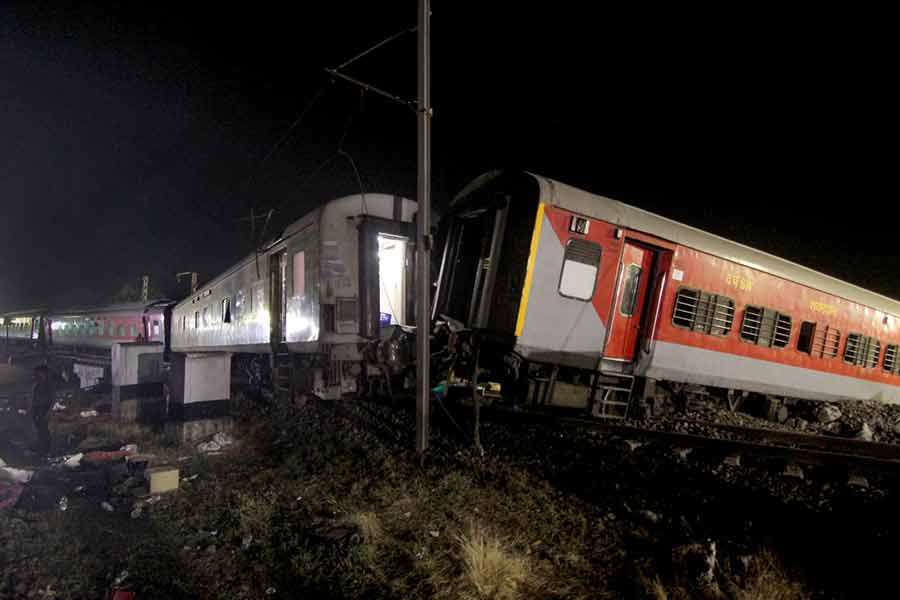 image of train accident 