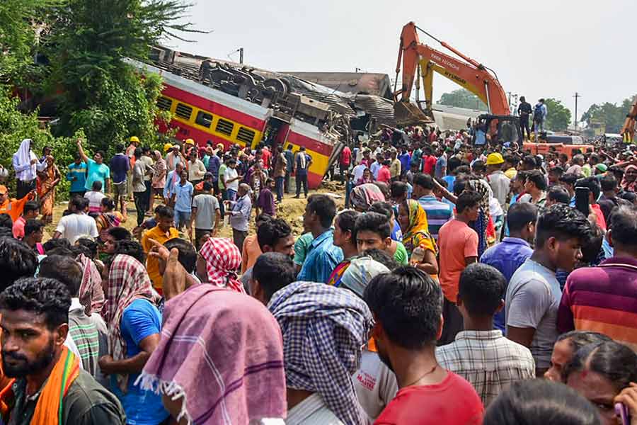 image of train accident 