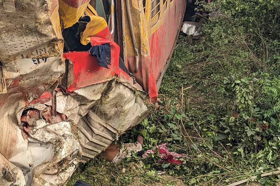 image of train accident 