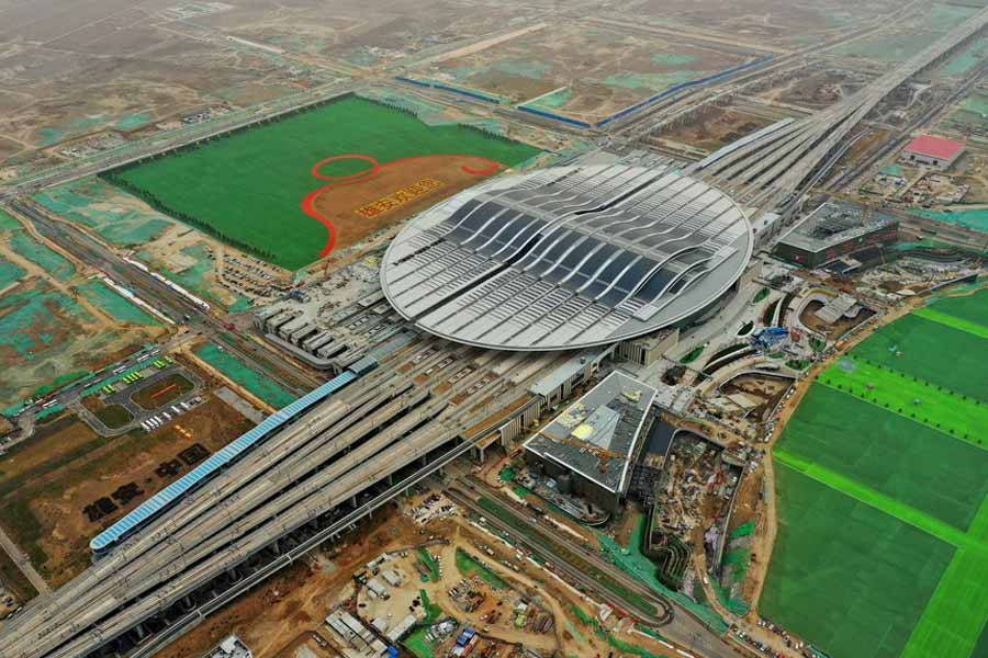 জিয়োংয়ান প্রকল্পের নির্মাণ সরাসরি চিনা সরকারের কেন্দ্রীয় কমিটি এবং চিনা কমিউনিস্ট পার্টির (সিসিপি) তত্ত্বাবধানে হচ্ছে। আর সে কারণেই নাকি তড়িধড়ি জিয়োংয়ান যান শি।