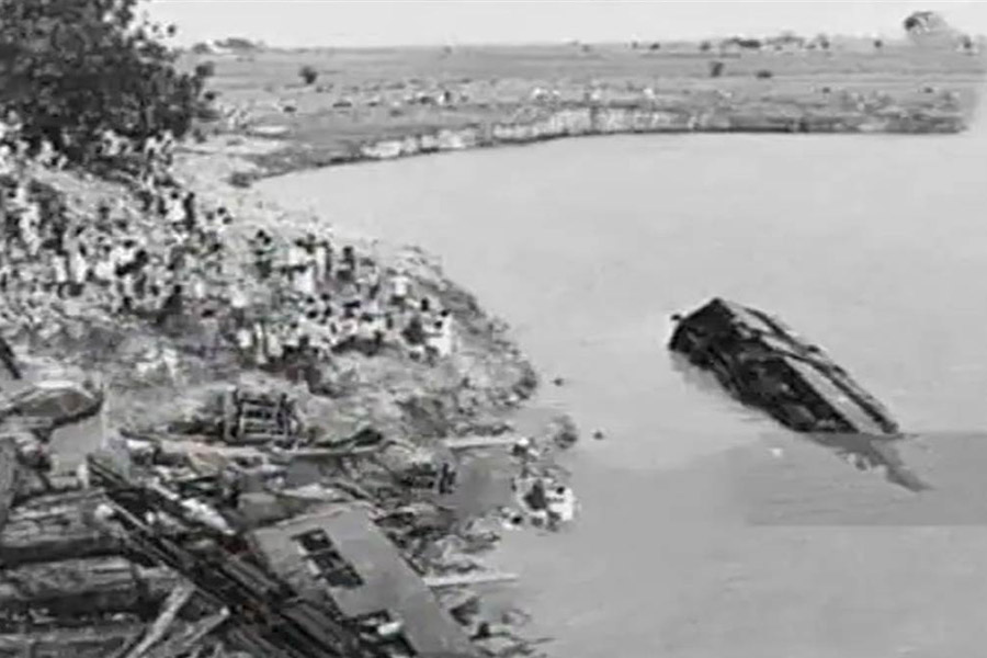 Bihar train tragedy killed more than 750 passengers in 1981.